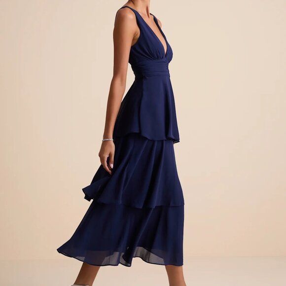 NWT Lulu's Navy Blue Sleeveless Tiered Midi Dress - Picture 1 of 10